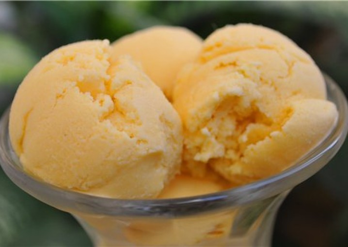 Мороженое с манго