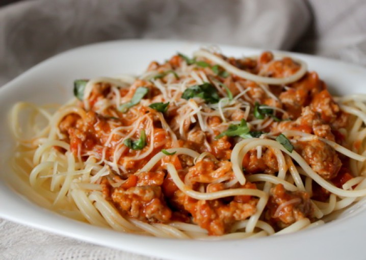 Спагетти с соусом Болонезе 