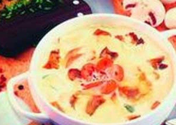Рецепт - Блюда из рыбы и морепродуктов : Рапана в соусе с грибами, солеными огурцами и картофелем