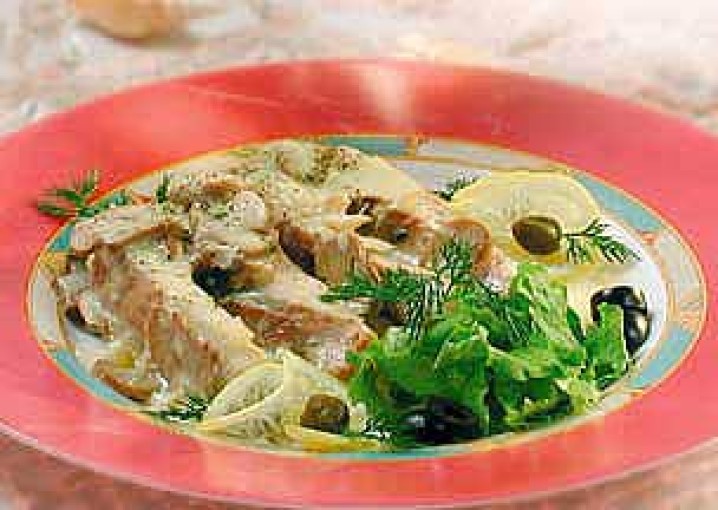 Рецепт - Блюда из рыбы и морепродуктов : Щука, тушенная с шампиньонами