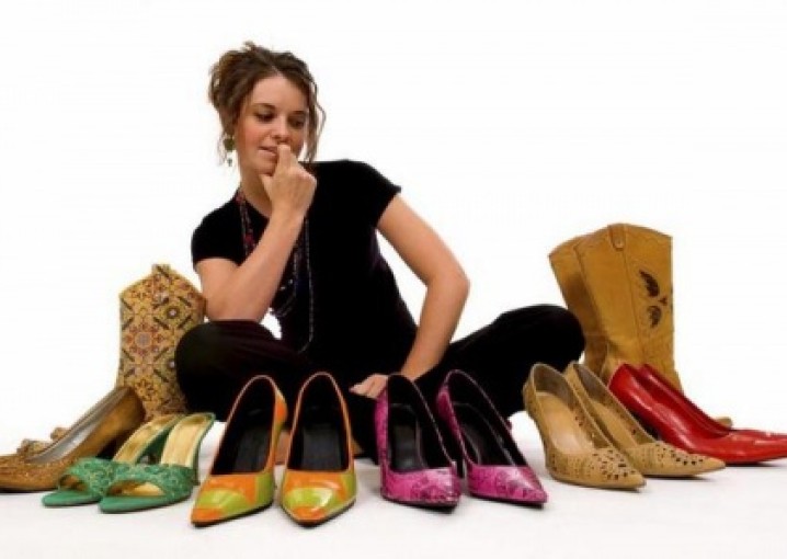 Выбор женской обуви