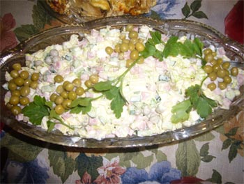 Рецепт - салат с ветчиной (хозяюшка Лариса)