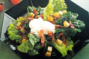 Рецепт - салат Яйца-пашот с ветчиной