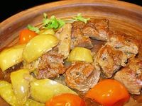 Рецепт - Блюда из мяса и субпродуктов : Говядина с грушами и медом