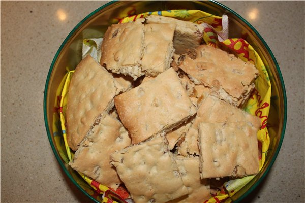 Рецепт - безглютеновое печенье с изюмом и орехами