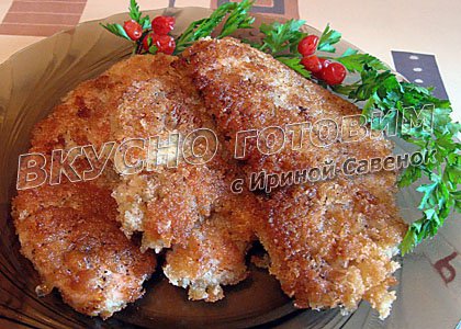 Рецепт - отбивные из куриного филе в сухарях