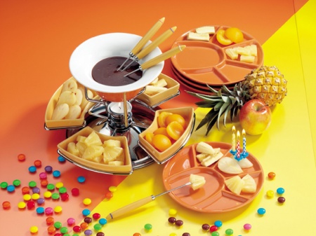 Рецепт - Десерты разные : Шоколадное фондю с сухофруктами