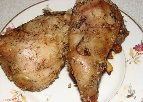 Куриные окорочка в маринаде из смородины