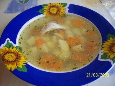 Суп из зеленого горошка и окорока