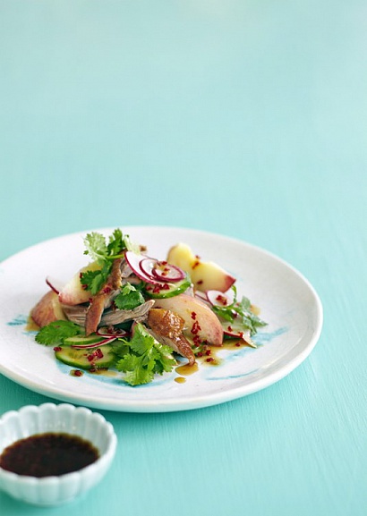 Рецепт - салат из утки и персика