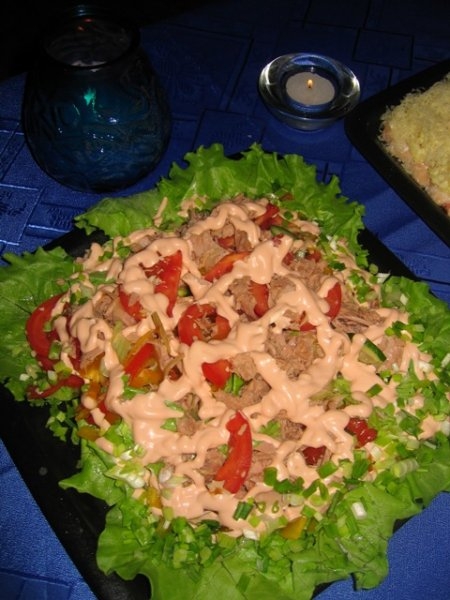 Рецепт - салат из тунца с яйцом