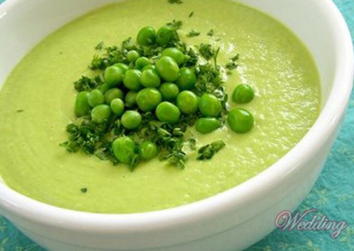 Суп из зеленого горошка с брынзой