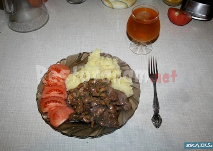 Рецепт - Блюда из мяса и субпродуктов : Телятина с овощами и соусом