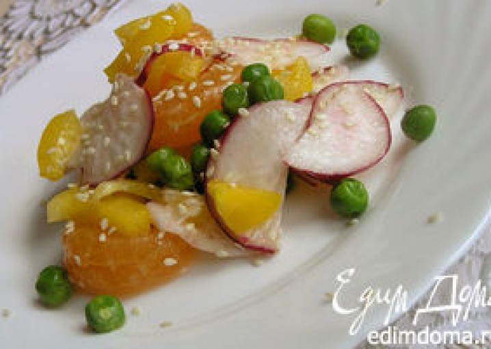 Рецепт - пёстрый салат с редисом и мандаринами