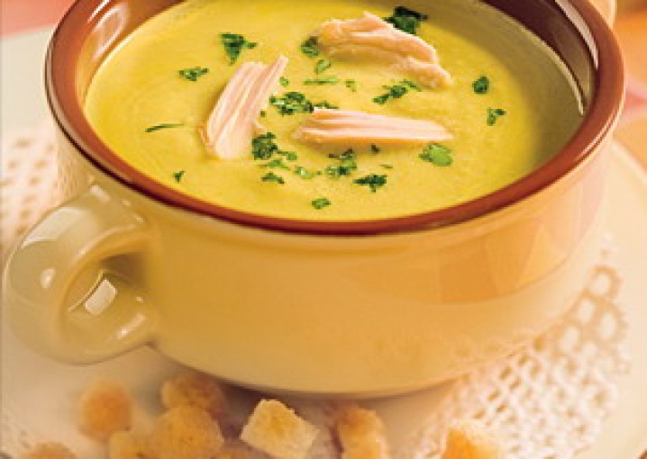 Суп-пюре из картофеля с гренками