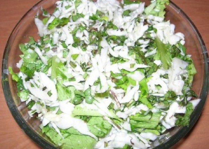 Весенний салат из одуванчиков