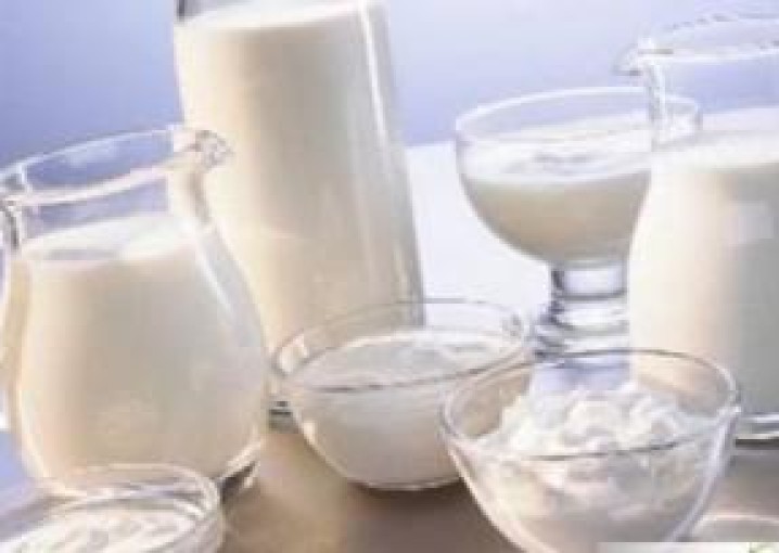 Что можно испечь из прокисшего молока? Множество рецептов из кислого молока, которое легко заменяет кефир.