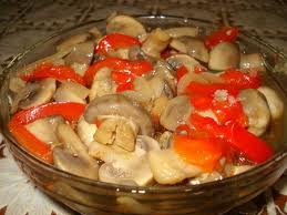 Колбаски с грибами и грецким орехом