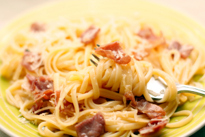 Спагетти “карбонаро”
