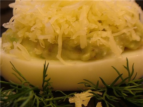 Салат из яиц с гор­чичным майонезом - рецепт