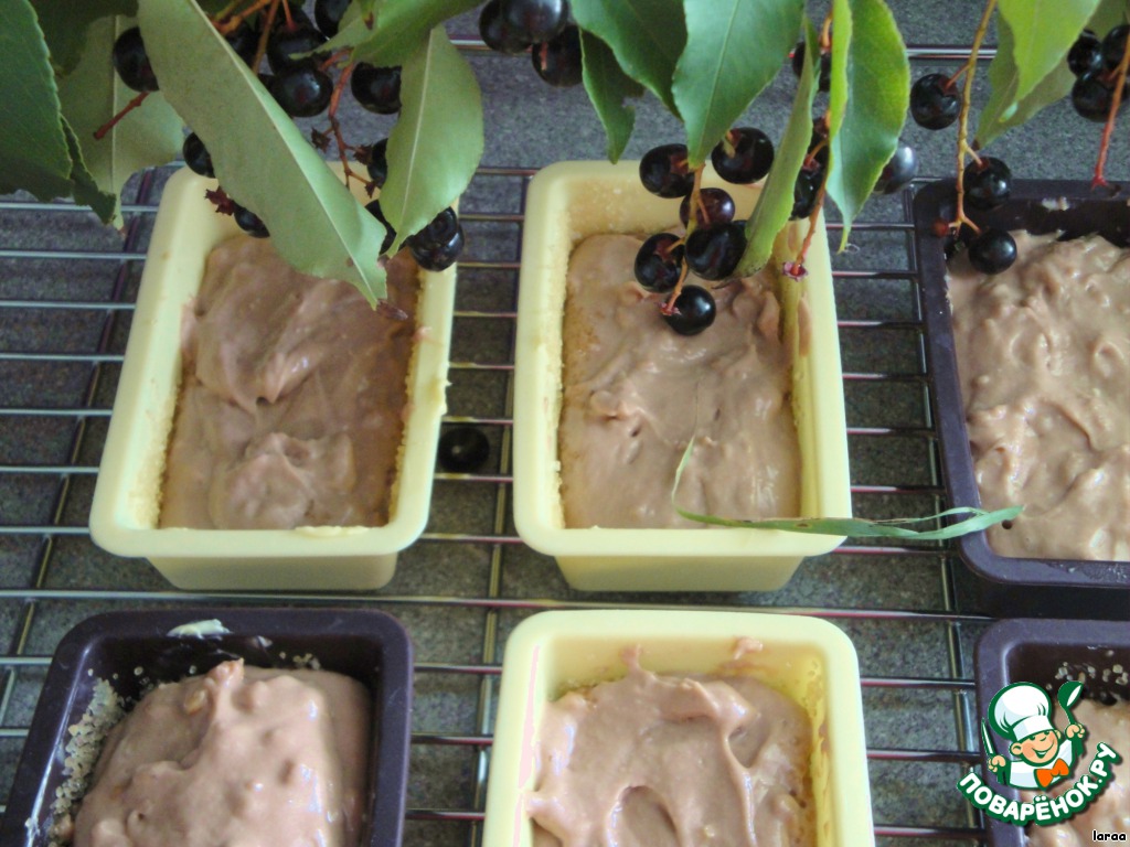 Рецепт - кексы с карамелизированными грецкими орехами и теплым сливовым салатом